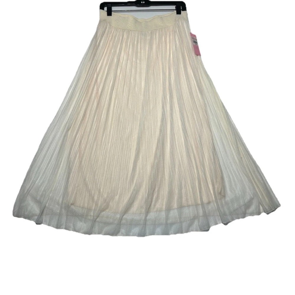Metra Wear women’s Skirt. Elegant Cream Pleated Skirt
